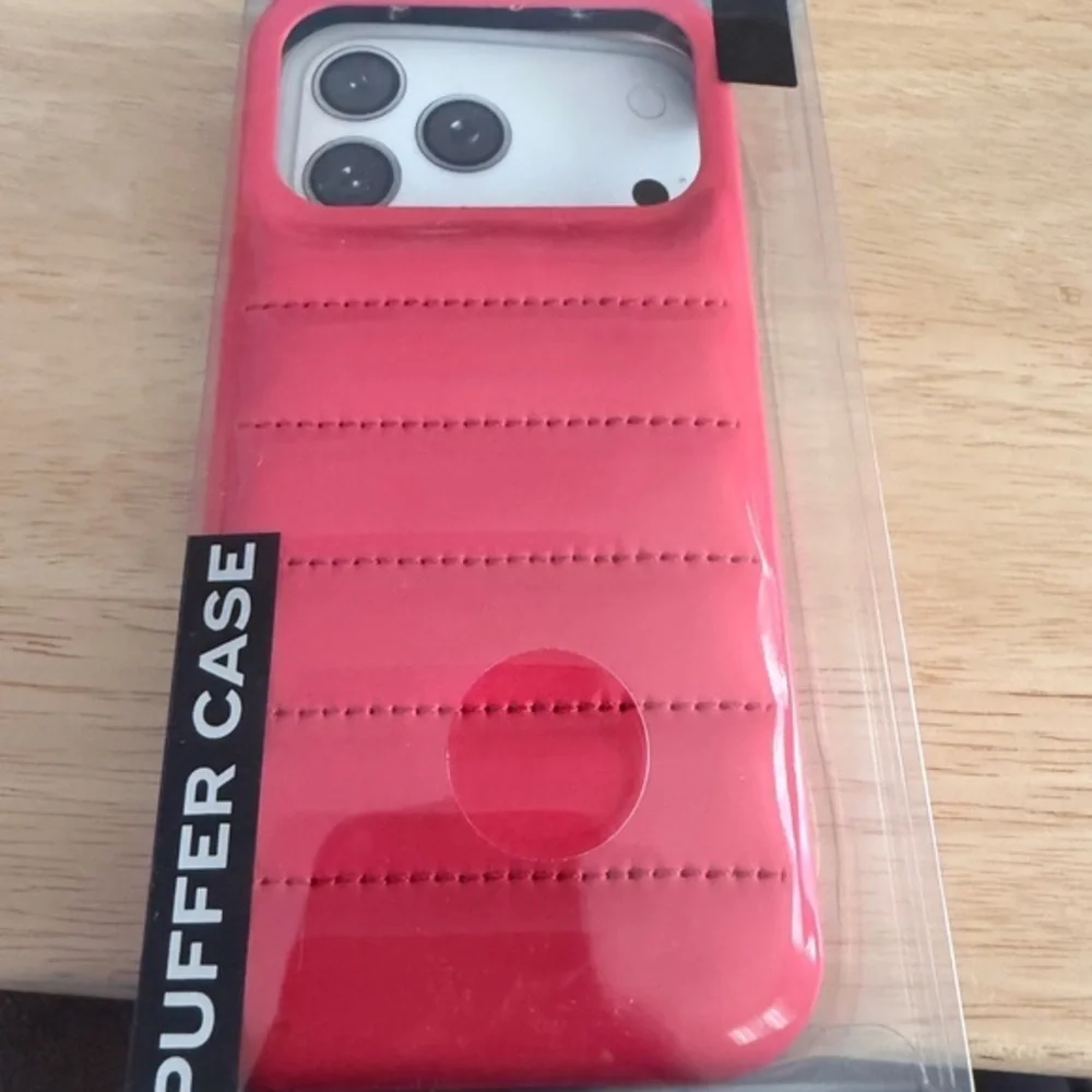 Red Puffer Case for Smartphones